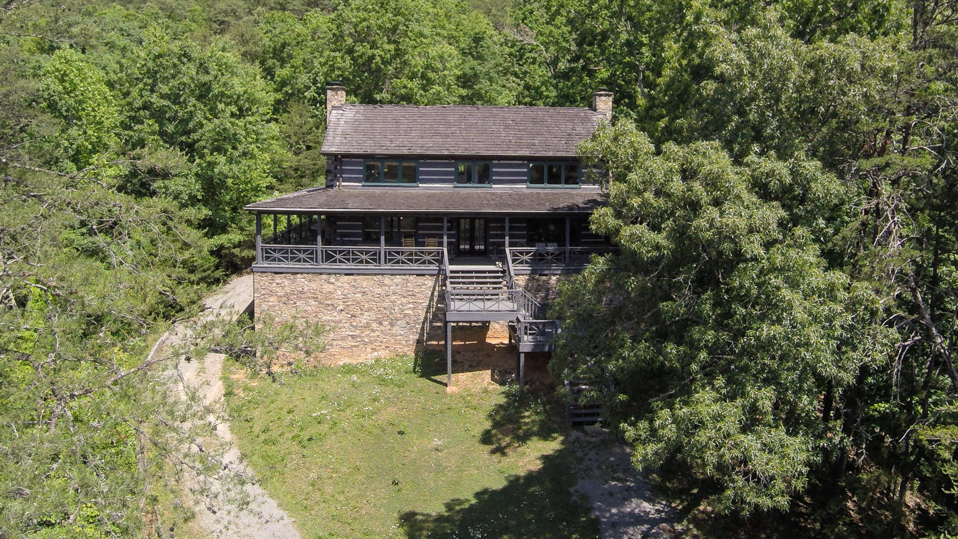 155 Tommy Pack Road Townsend, TN 37882 - Photo 1 of 36 Stonemill Western Hemlock logs