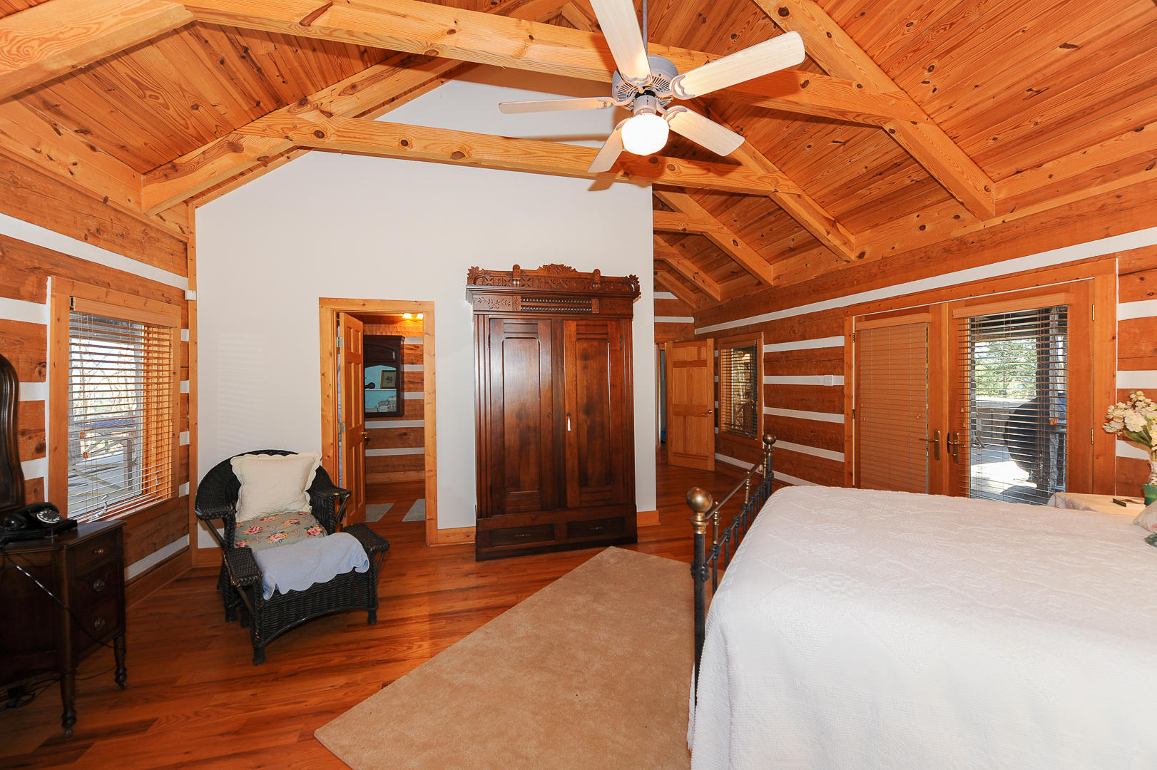 155 Tommy Pack Road Townsend, TN 37882 - Photo 21 of 36 Full bath off master