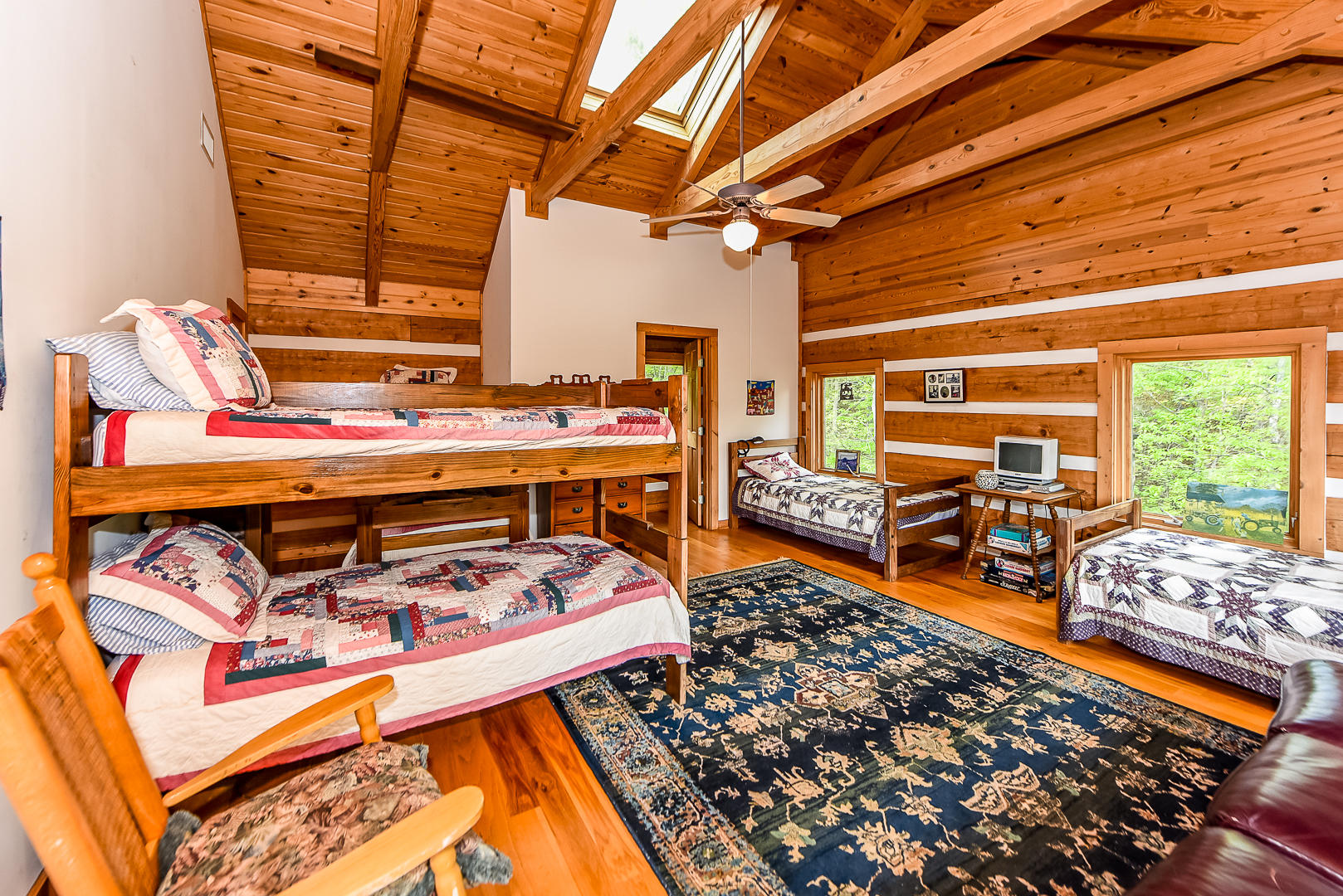155 Tommy Pack Road Townsend, TN 37882 - Photo 27 of 36 Great bunk house for the kids!