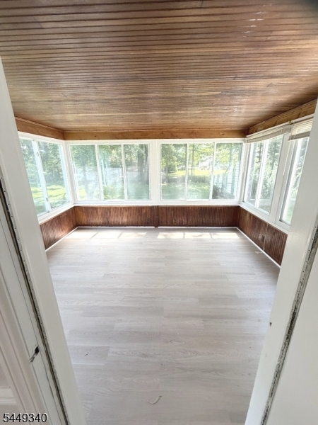 22 Springbrook Road Livingston, NJ 07039 - Photo 11 of 39