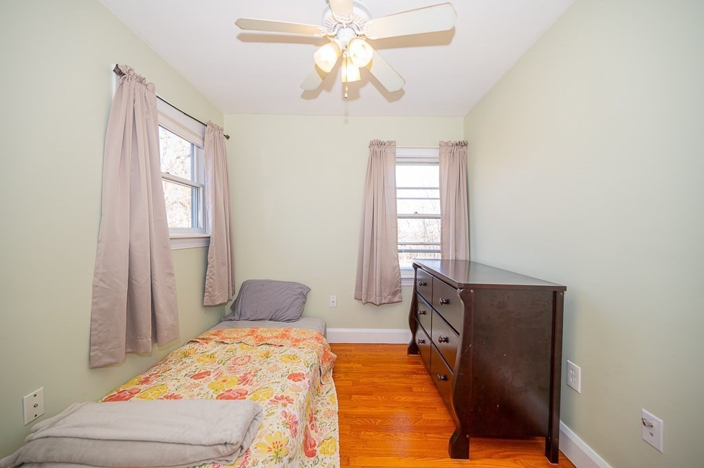 11 Uxbridge Road Sutton, MA 01590 - Photo 8 of 20