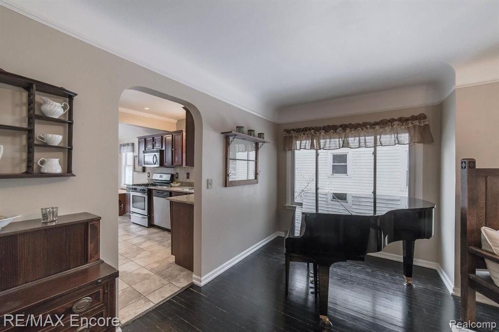 2875 Devondale Road Rochester, MI 48309 - Photo 7 of 42