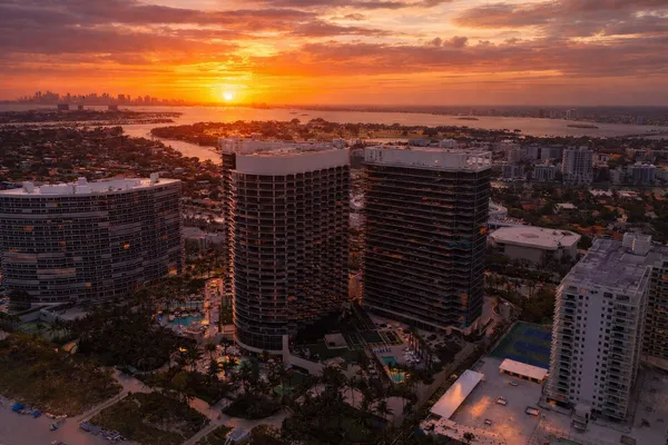 $18,500 | 9705 Collins Avenue, Unit 1104N, Bal Harbour, FL 33154