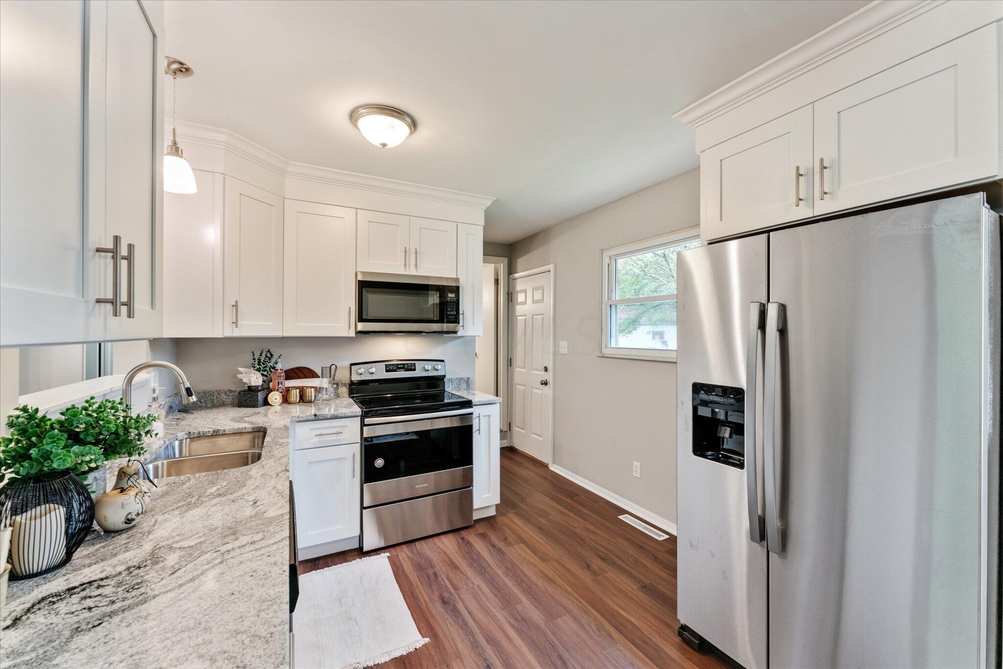 4415 Kenfield Road Columbus, OH 43224 - Photo 15 of 39 Gallery Image 15
