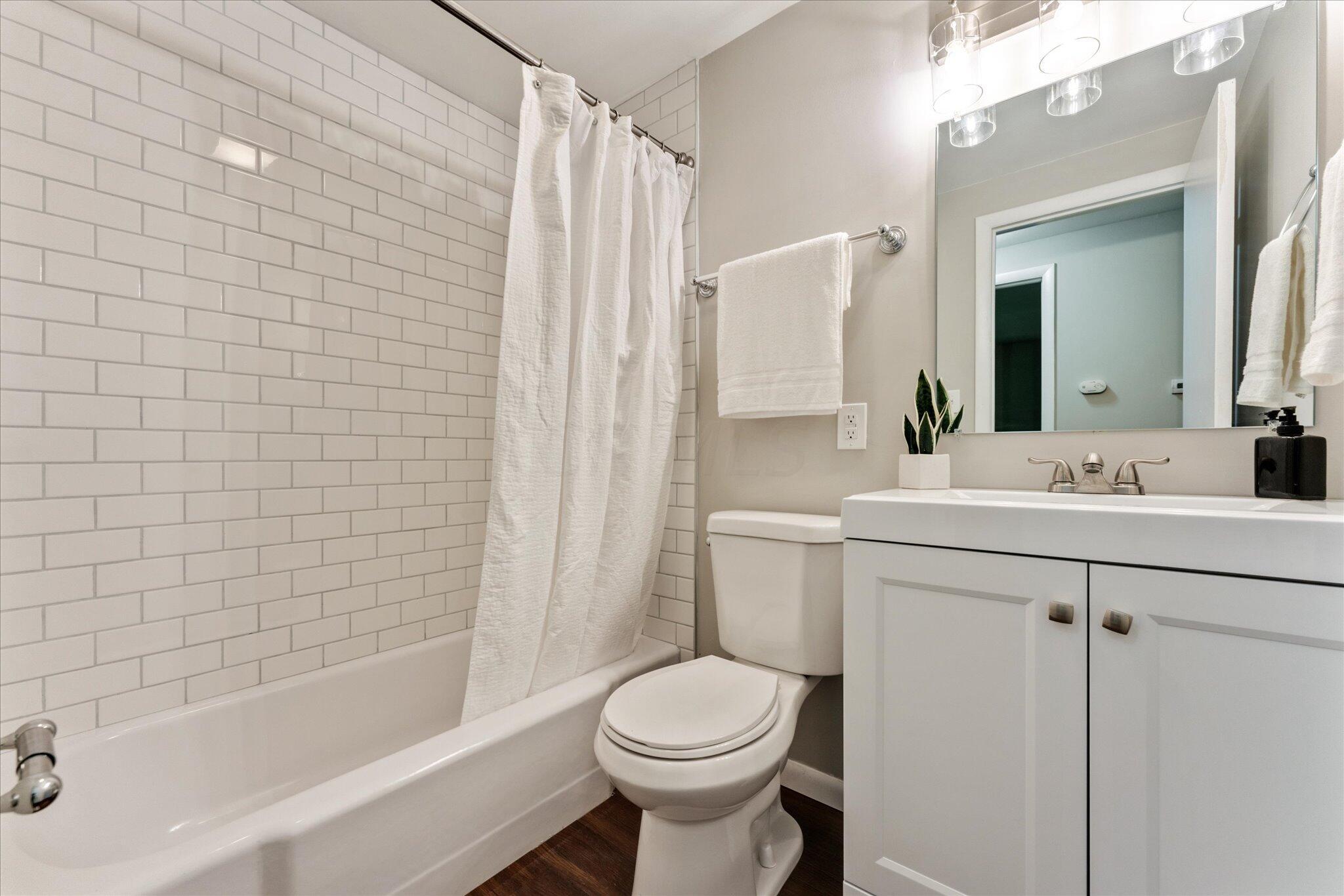 4415 Kenfield Road Columbus, OH 43224 - Photo 27 of 39 Gallery Image 27
