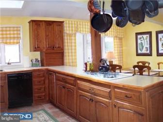 82 Pugh Road Wayne, PA 19087 - Photo 5 of 12 Kitchen