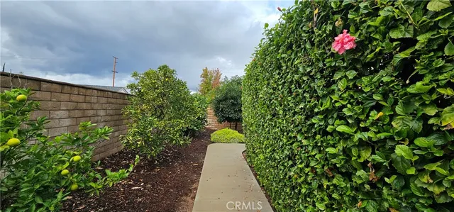 a picture of a wall with a white wall and a picture