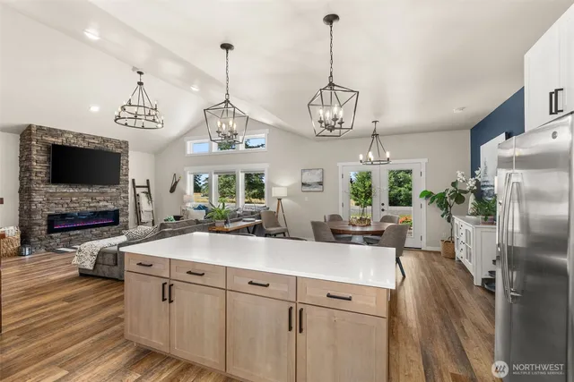 $597,000 | 119 Redwood Lane, Onalaska, WA 98570