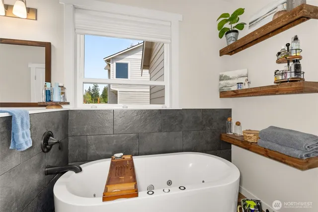 $597,000 | 119 Redwood Lane, Onalaska, WA 98570