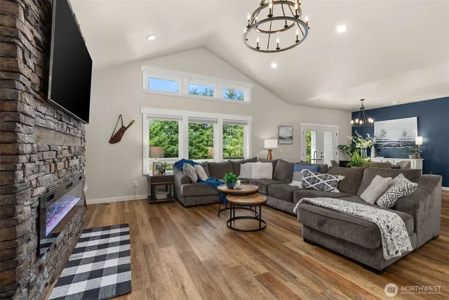 $597,000 | 119 Redwood Lane, Onalaska, WA 98570