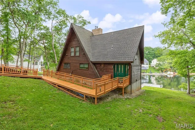 $489,900 | 9843 East Vista Drive, Hillsboro, MO 63050