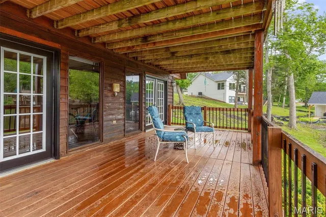 $489,900 | 9843 East Vista Drive, Hillsboro, MO 63050