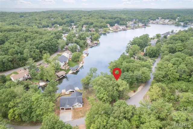 $489,900 | 9843 East Vista Drive, Hillsboro, MO 63050