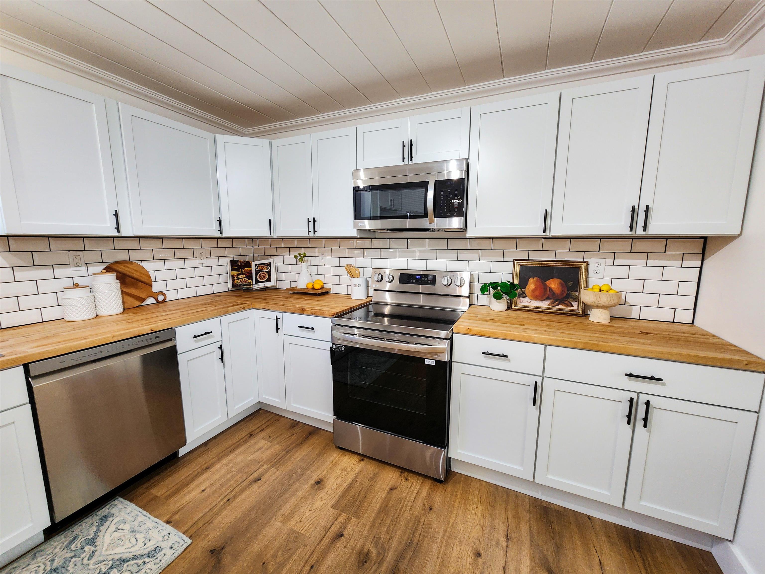 16 Colley Hollow Road Rockingham, VT 05101 - Photo 4 of 29