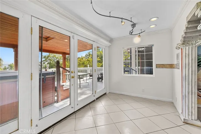 $1,899,000 | 3916 Carnavon Way, Los Angeles, CA 90027