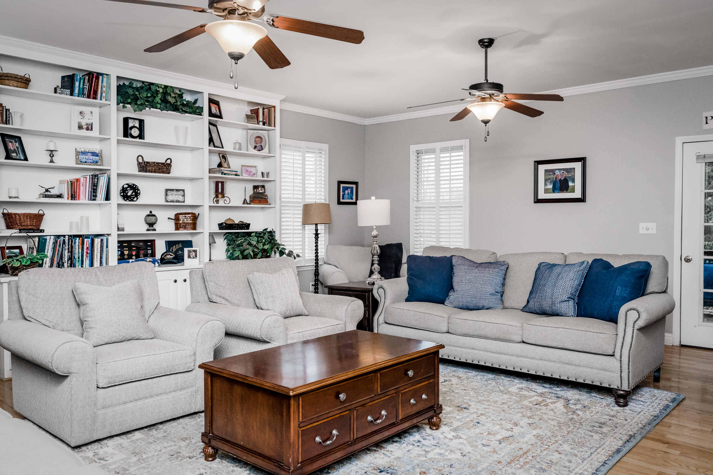 9430 Shadow Point Circle Chattanooga, TN 37421 - Photo 13 of 48 Family room
