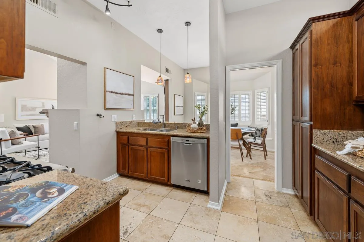 940 Gardena Road Encinitas, CA 92024 - Photo 6 of 13