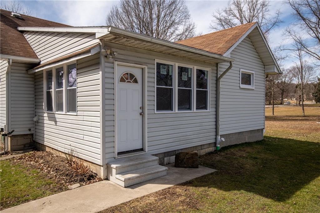 860 North Keel Ridge Road Hermitage, PA 16148 - Photo 2 of 24 Gallery Image 2