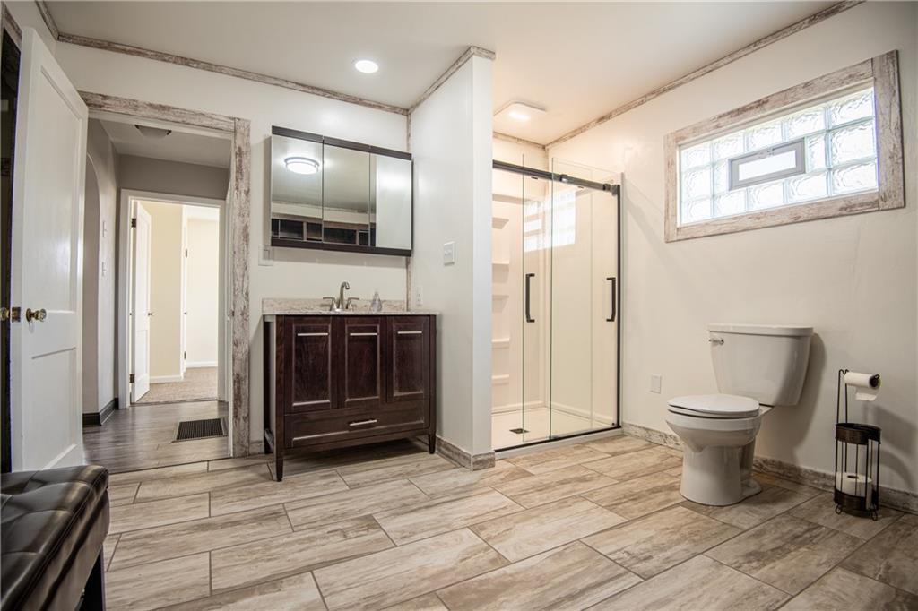 860 North Keel Ridge Road Hermitage, PA 16148 - Photo 11 of 24 Gallery Image 11