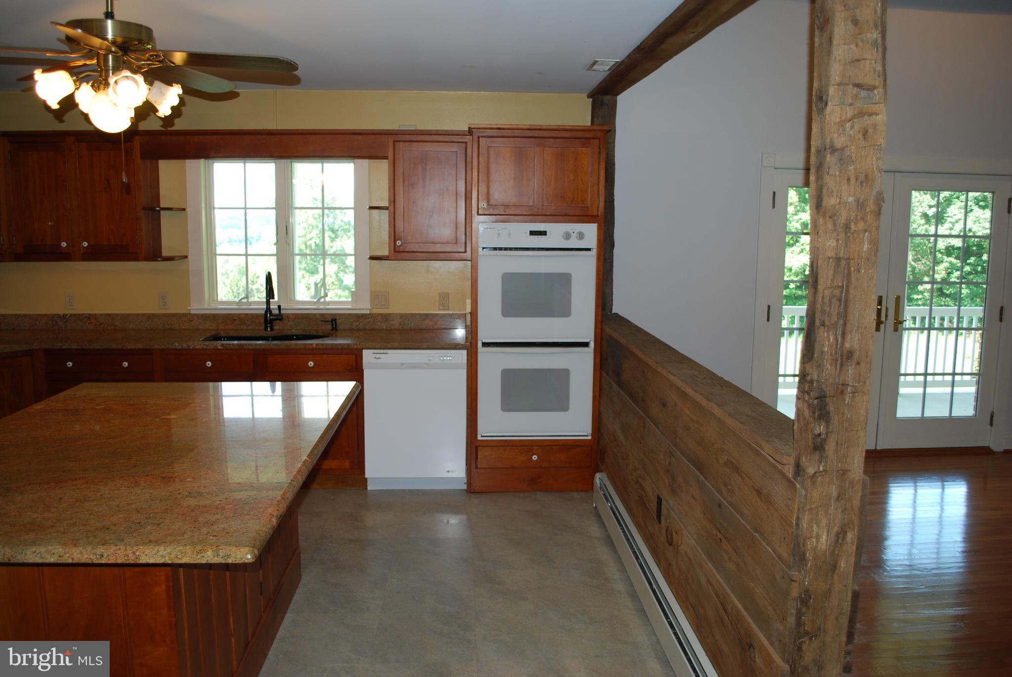 3901 Water Tank Road Manchester, MD 21102 - Photo 11 of 45 Kitchen, double oven