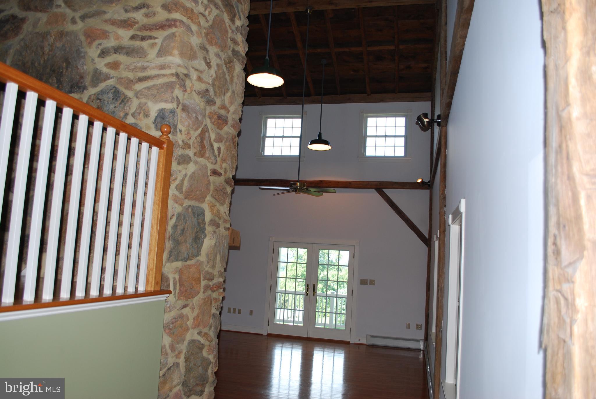 3901 Water Tank Road Manchester, MD 21102 - Photo 19 of 45 Living room area