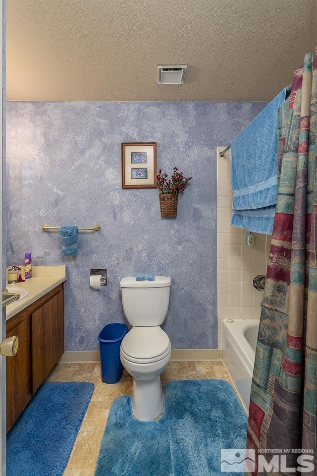 8598 Corrigan Way Reno, NV 89506 - Photo 8 of 13 Photo 8