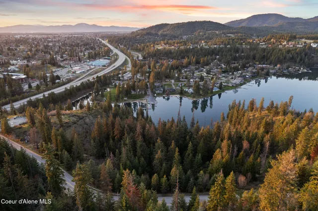 $300,000 | 2931 East Potlatch Hill Road, Coeur D'Alene, ID 83814