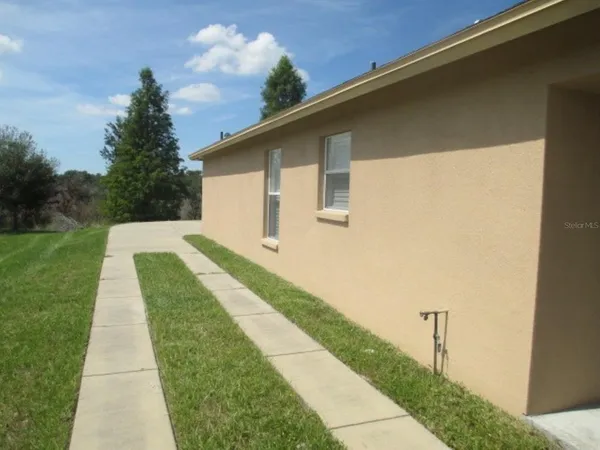 $2,250 | 9734 Highland Ridge Drive, Hudson, FL 34667