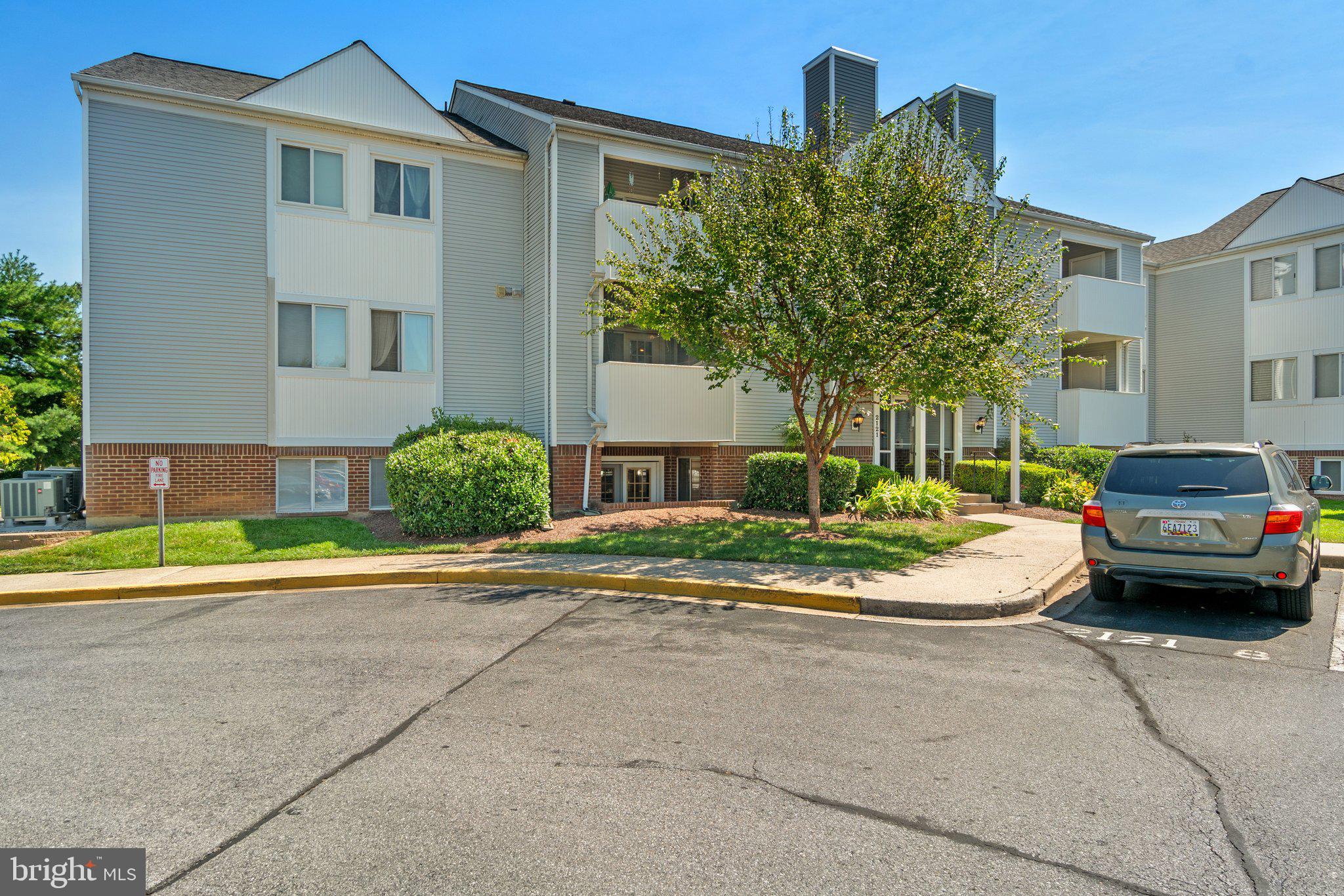 2121 Wainwright Court, Unit BA Frederick, MD 21702 - Photo 4 of 29