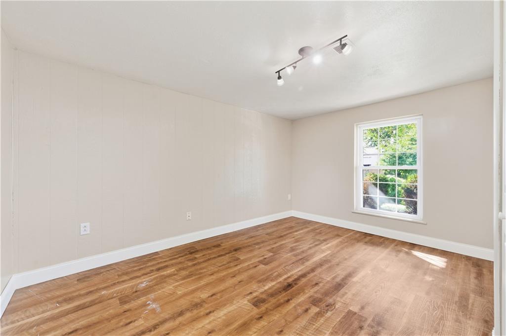 174 North Jamestown Road Coraopolis, PA 15108 - Photo 21 of 27 wooden floor in an empty room with a window