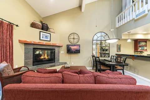 $795,000 | 227 Olympic Vly Road, Unit 48, Olympic Valley, CA 96146