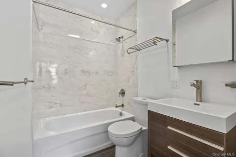 $2,600,000 | 188 9 Partners Lane, Millbrook, NY 12545