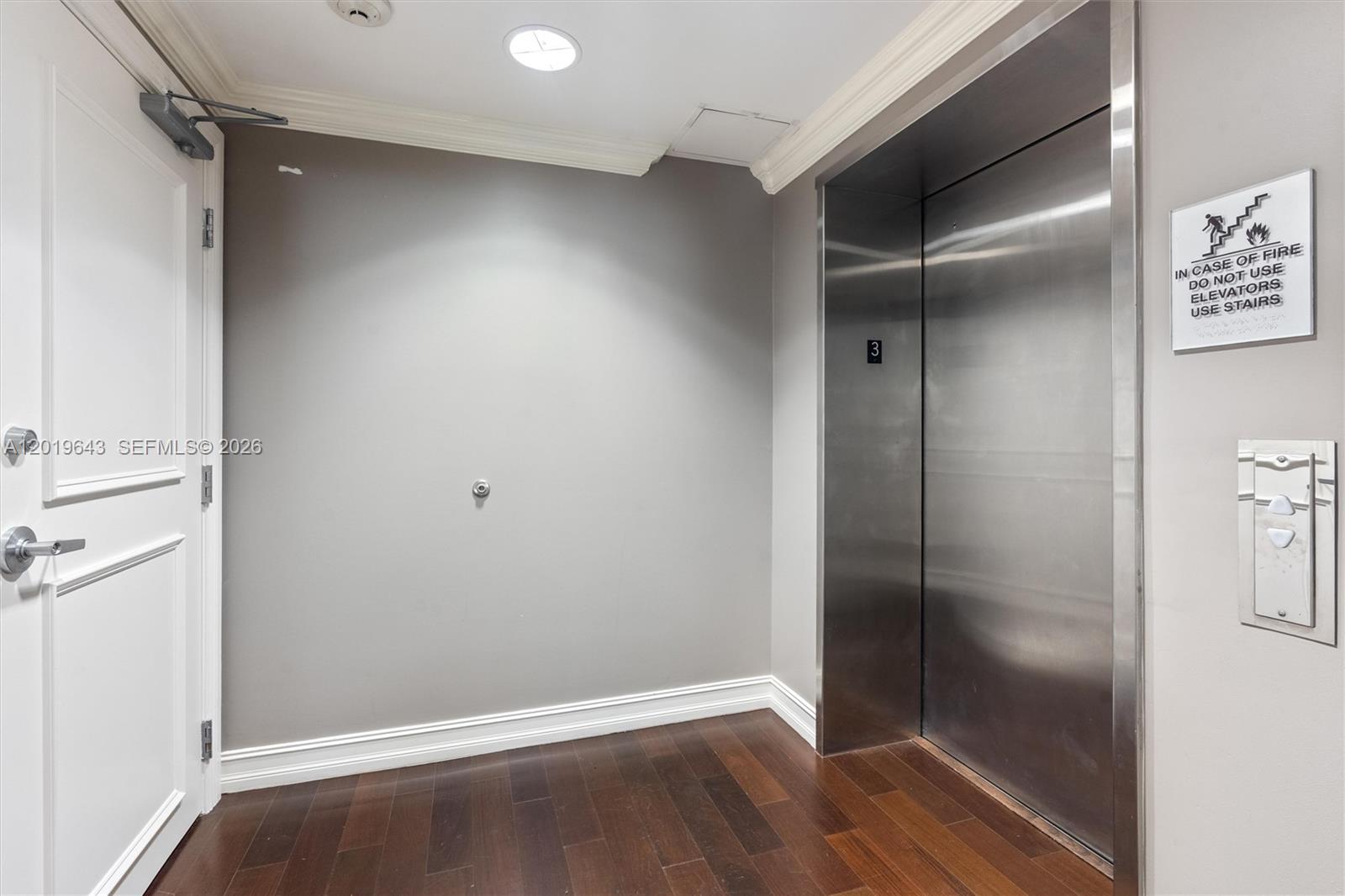 455 East Palmetto Park Road, Unit 3 Boca Raton, FL 33432 - Photo 27 of 31 Private Elevator