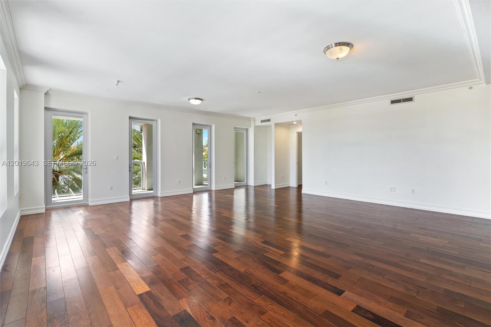 455 East Palmetto Park Road, Unit 3 Boca Raton, FL 33432 - Photo 3 of 31