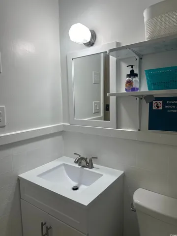 $1,700 | 519 32nd Avenue North, Myrtle Beach, SC 29577