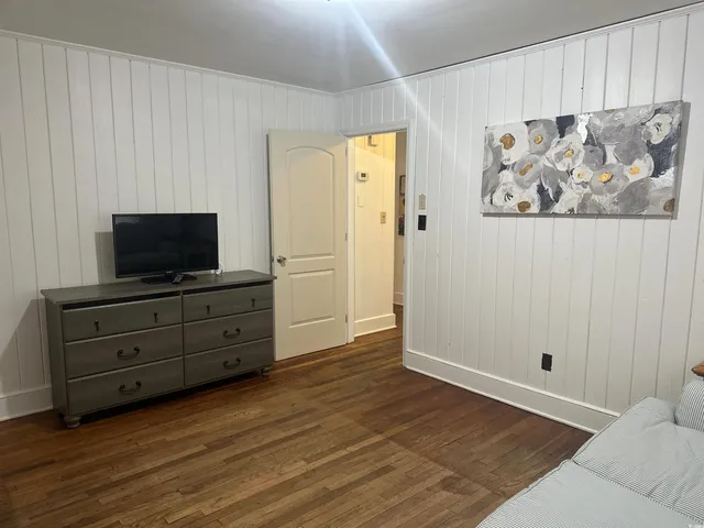 $1,700 | 519 32nd Avenue North, Myrtle Beach, SC 29577