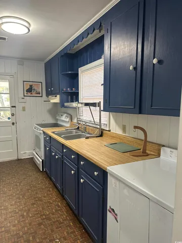 $1,700 | 519 32nd Avenue North, Myrtle Beach, SC 29577