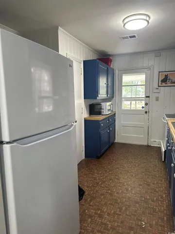 $1,700 | 519 32nd Avenue North, Myrtle Beach, SC 29577