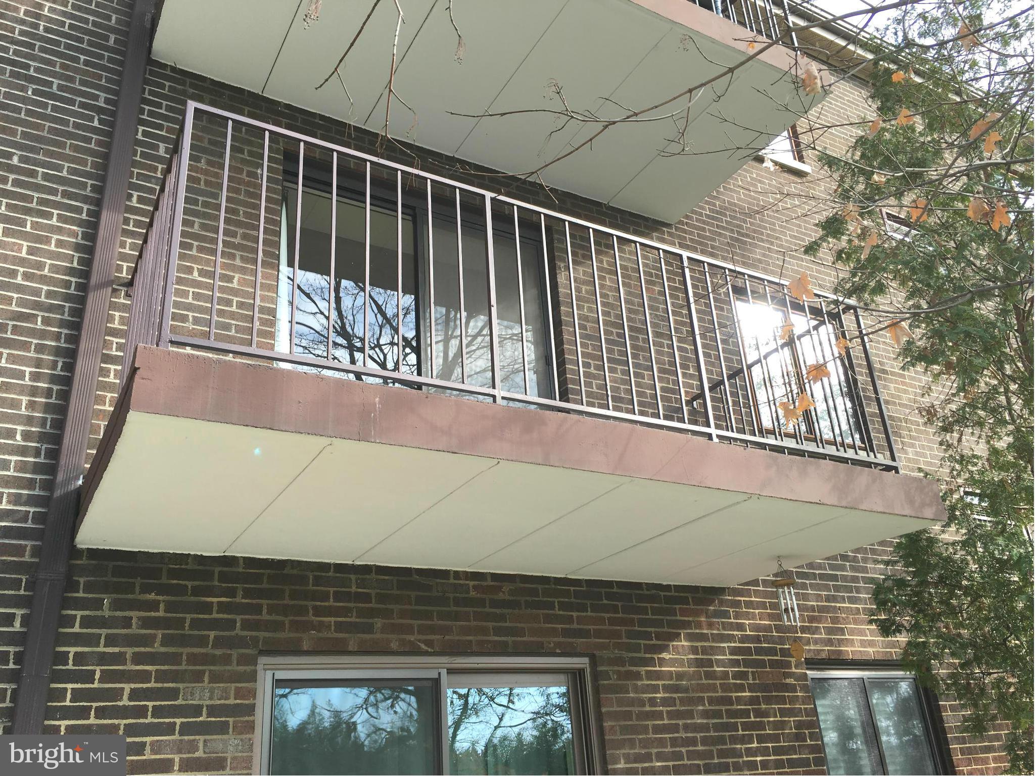 6270 Edsall Road, Unit 304 Alexandria, VA 22312 - Photo 2 of 25 Exterior (Front)