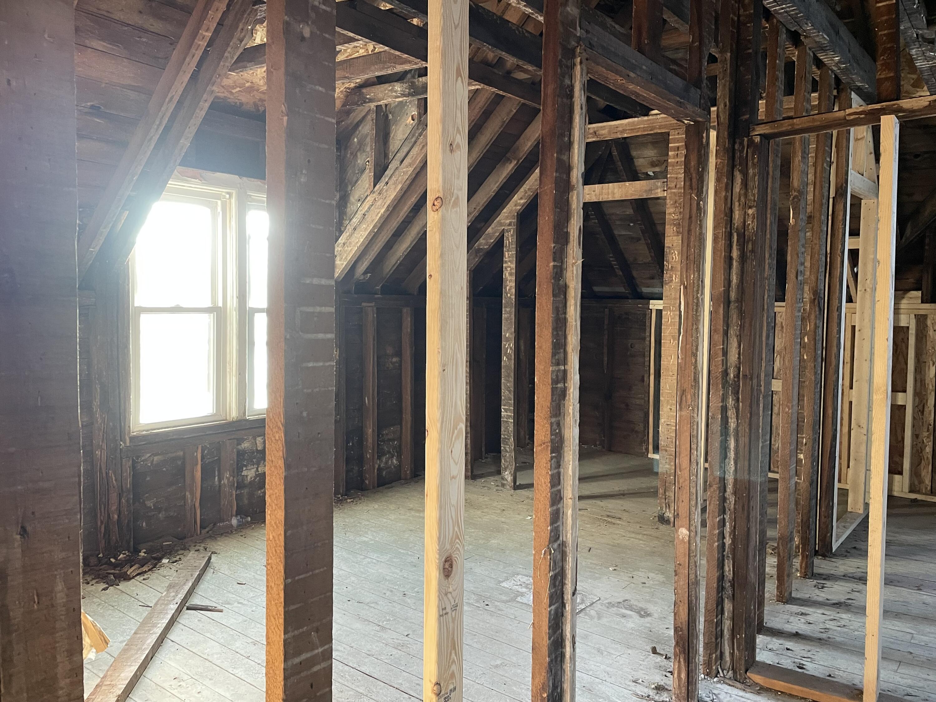 1609 North 5th Street, Unit 1611 Sheboygan, WI 53081 - Photo 3 of 10 Inside