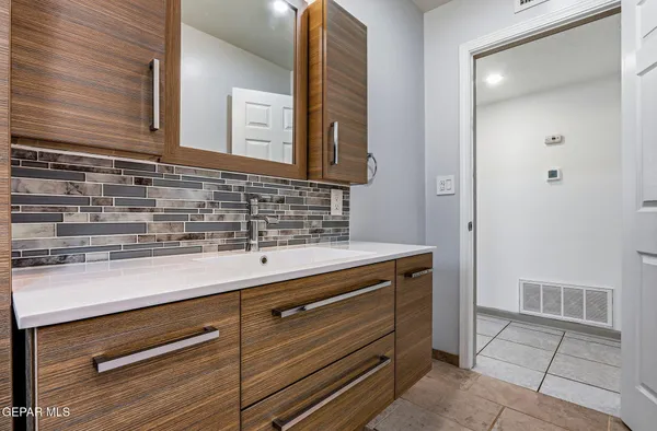 $399,000 | 928 Mike Court, Chaparral, NM 88081