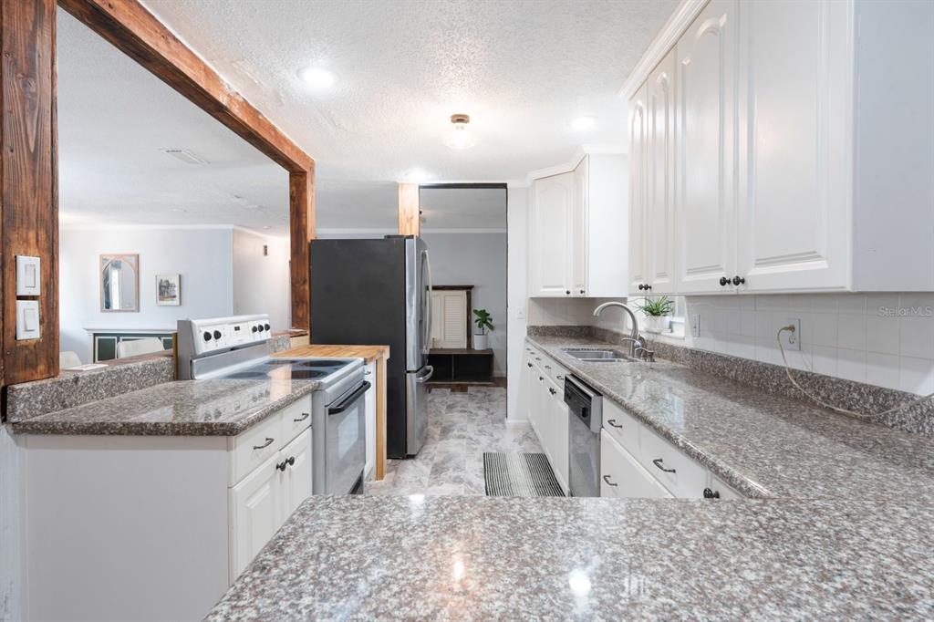 501 Rooks Road Seffner, FL 33584 - Photo 25 of 55