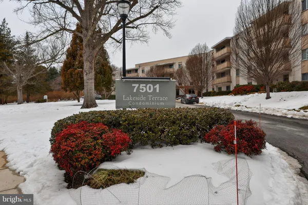 $3,050 | 7505 Democracy Boulevard, Unit 114, Bethesda, MD 20817