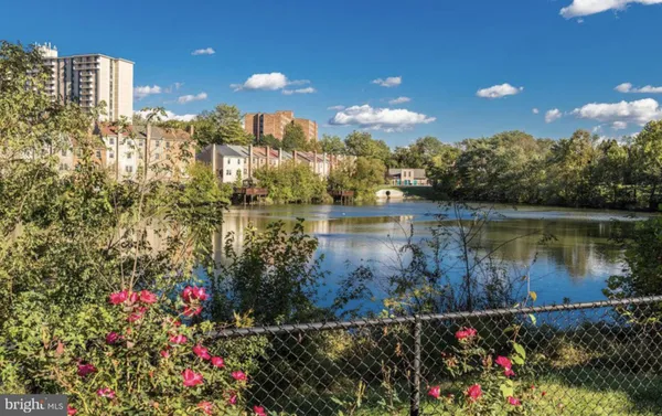 $3,050 | 7505 Democracy Boulevard, Unit 114, Bethesda, MD 20817