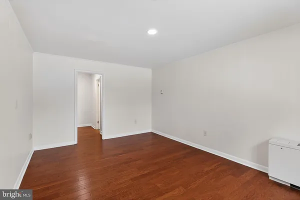 $3,050 | 7505 Democracy Boulevard, Unit 114, Bethesda, MD 20817