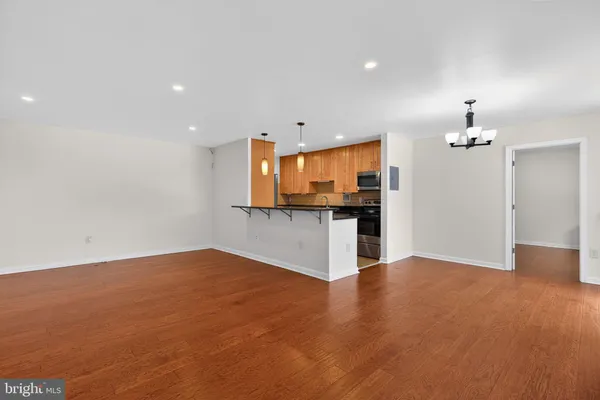 $3,050 | 7505 Democracy Boulevard, Unit 114, Bethesda, MD 20817