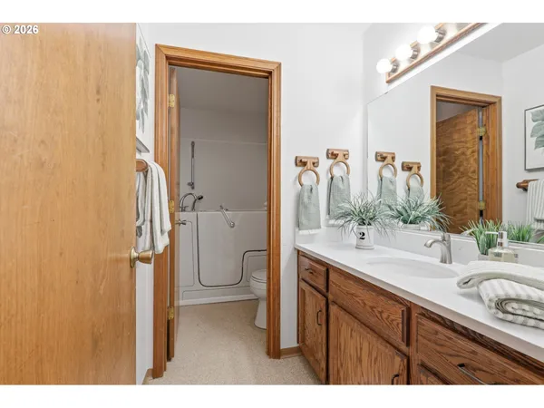 $1,100,000 | 49950 Northwest Mystic Drive, Forest Grove, OR 97116