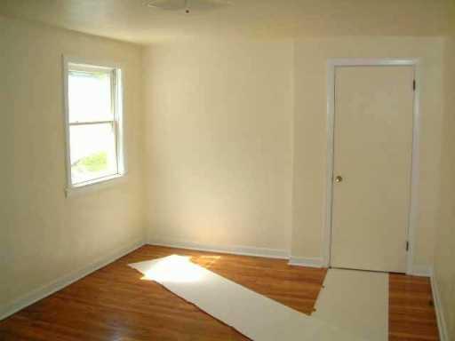 911 Glass Run Road Baldwin, PA 15236 - Photo 6 of 8 Gallery Image 6