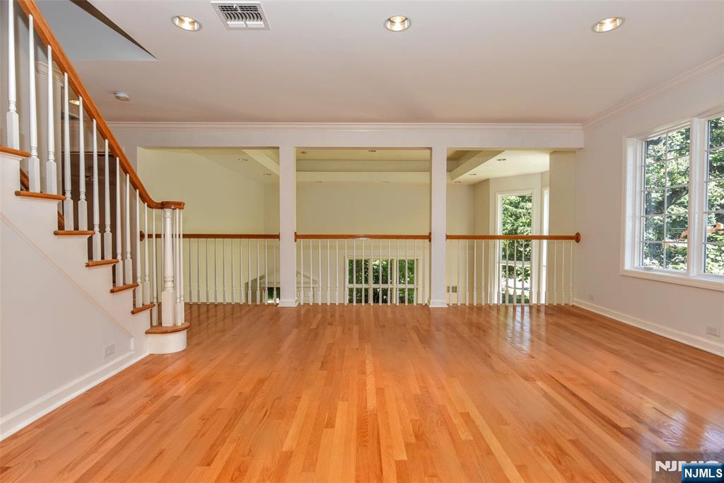 3 Split Rock Road Upper Saddle River, NJ 07458 - Photo 24 of 41 Gallery Image 24