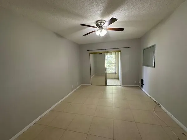 $1,400 | 7605 Northwest 5th Court, Unit 204, Margate, FL 33063